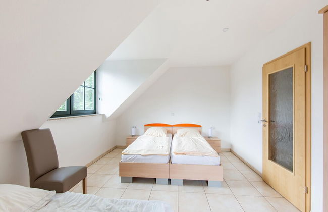 Spacious Semi-detached House With Wood Stove Located Directly on the Rennsteig - Foto 30