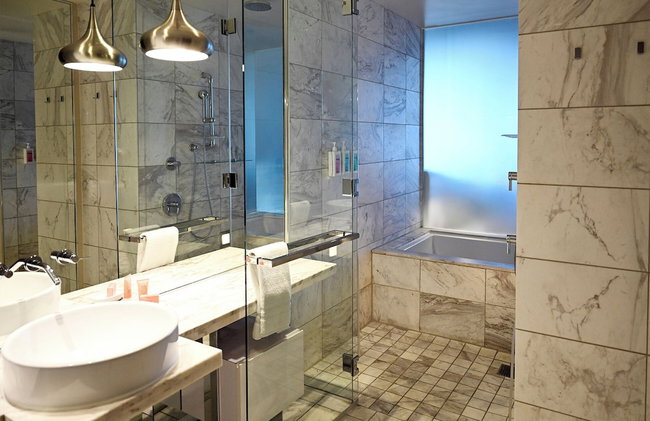 Strip View Luxury Studio No Resort Fee Palms Place - Foto 35