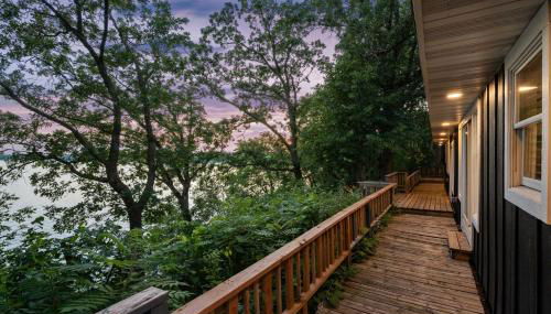 Waterfront Maple Lake Cabins with Private Beach! - Foto 5