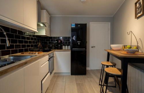 Gorgeous House with BBQ Patio - Foto 18