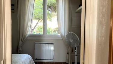 Chez Jo Duplex Terrasse vue mer Hyères - Foto 4