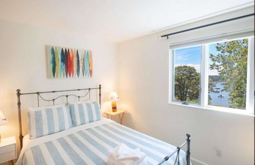 Stunning Home with In-Ground Pool - Photo 28