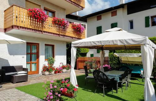 Appartamento "Laghet" a piano terra con giardino - Foto 1