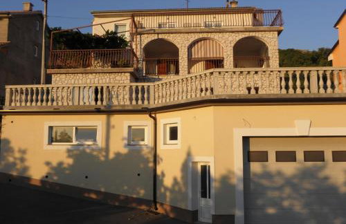 Apartment Apartment für zwei Erwachsene und zwei Kinder by Interhome - Photo 34