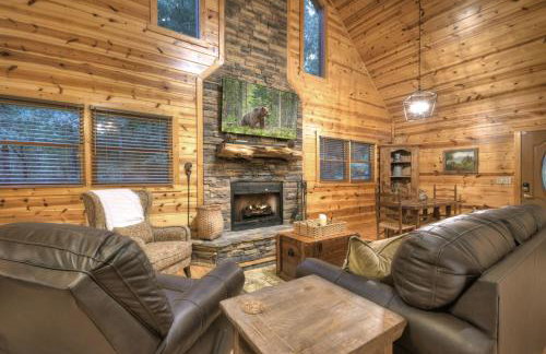 A Little Bit of Heaven Swim in the creek soak in the hot tub and relax in comfort - Foto 6