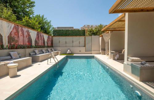 Aladdin Luxury Suites With Shared Pool - Foto 9