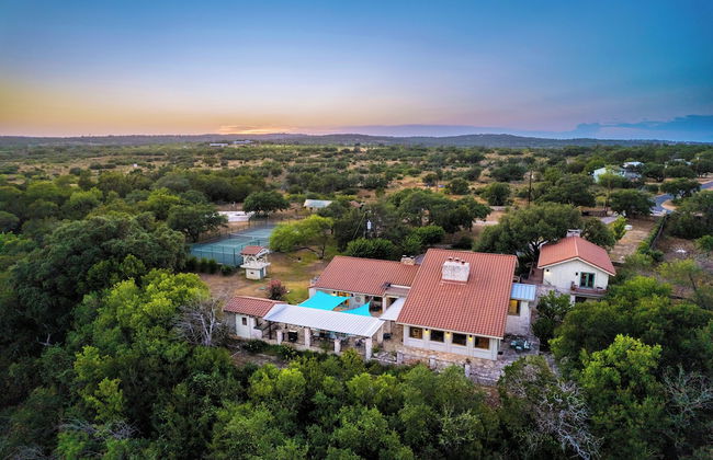 7br Home w/ Pool - Perfect for Family Reunions - Foto 48