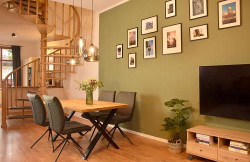 Maisonette-Apartment für bis zu 6 Personen - Parkplatz - WLAN - Kingsize - Foto 2