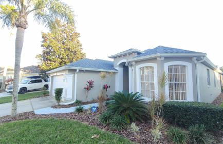 Themed kid bedrooms, 17 miles to Disney and Legoland, private pool, kitchen, wifi, washer, dryer - Foto 26