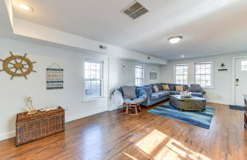 Adorable Cottage Fire Pit, Walk to Colonial Beach - Foto 4