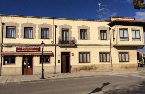 La Abuela Maye y Me - Foto 1