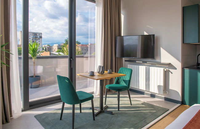 Qstay Gratus Tbilisi - Foto 43