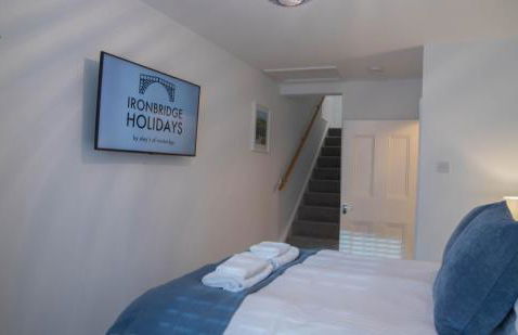 Number Six - Foto 30