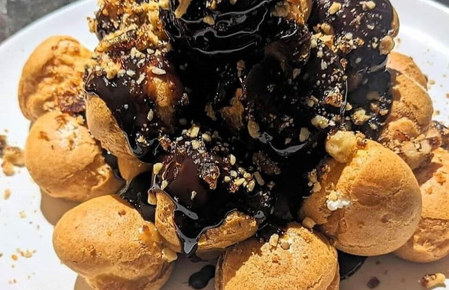 Narrowboat With Hot Tub, Spa, Cruising And More - Photo 20