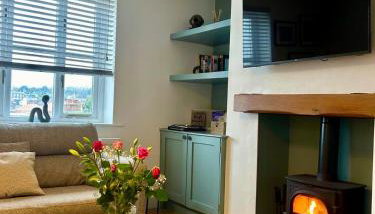 Sunshine Cottage - Photo 4