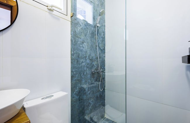 3-BR Villa with Pool & Rooftop Jacuzzi - Foto 40