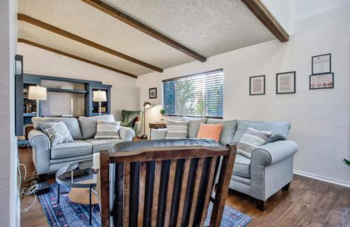 Monthly Stays Family Home Close to Parks - Foto 42