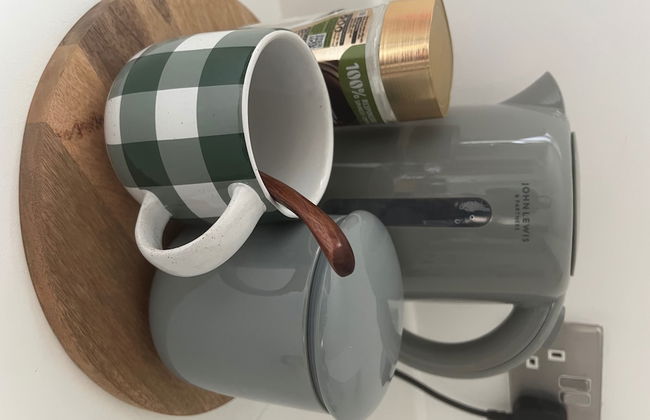 Luxurious 4 BH Home Near Willen Lake Ideal for Families & Business Stays! - Photo 10