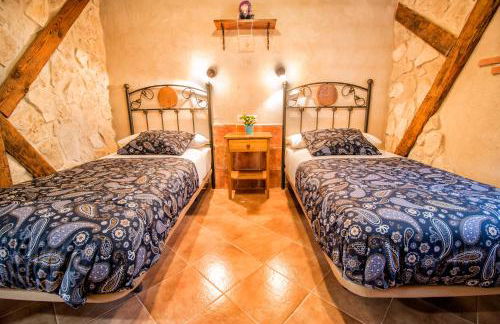 FINCA ENTREVIÑEDOS de Bodegas Marcos - Foto 51