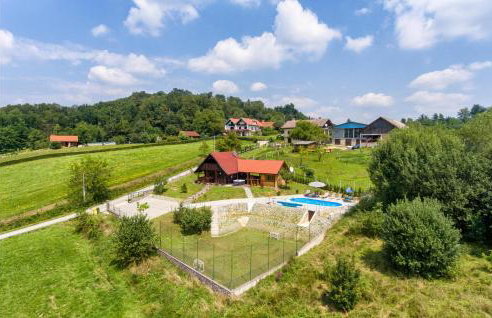 Beautiful Home In Radakovo With Sauna - Photo 12