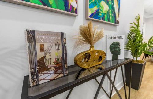 5BR Serenity Tampa Pool and Hot tub - Foto 11