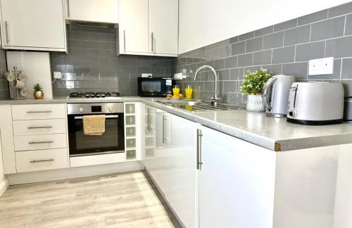 Hazel 1-Bedroom Cousy flat, Parking, WIFI, Prime location, Close to Blenheim Palace & Oxford - Foto 4