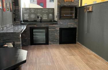 Apto centro, reformado, churrasqueira Privativa! - Foto 2