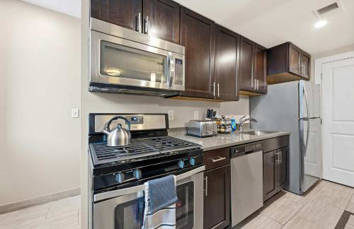 NEW 3BR Modern Downtown Apartment - Foto 15