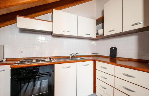 In the historic building, con aria condizionata - Foto 14