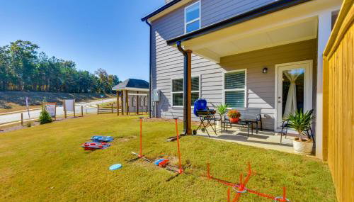 Work, Explore & Relax: Modern Townhome in Lula! - Photo 2