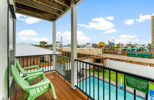 PCB Sleeps 22! 2 Homes, 2 Pools, 2 Mini Golf - Foto 48