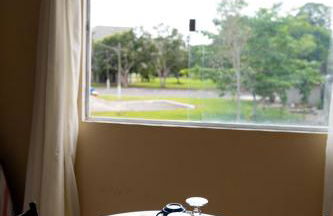 Flat 3 com cama queen e ar-condicionado, perto do Parque da cidade - Foto 3