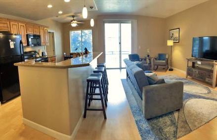 1-Bedroom Condo in the Heart of the City - Photo 2