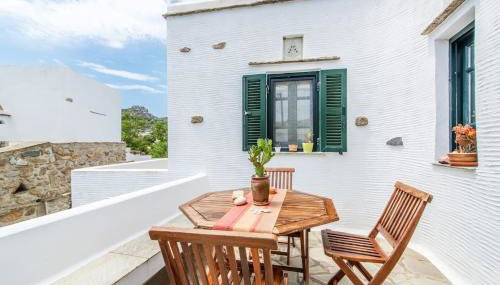 ''Cactaki'' Studio - Photo 1