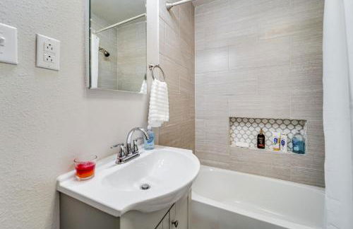 Pet-Friendly North Texas Home with Spacious Yard! - Photo 17