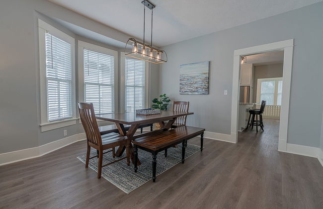 Uptown Cottage 2 Minutes to The Strand and Utmb - Foto 18