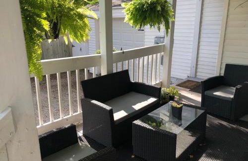 Historic Astor Park walk to Hospitals, shops & more - Foto 7