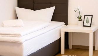 SUNNYHOME Monteurwohnungen und Apartments nahe Regensburg - Foto 2