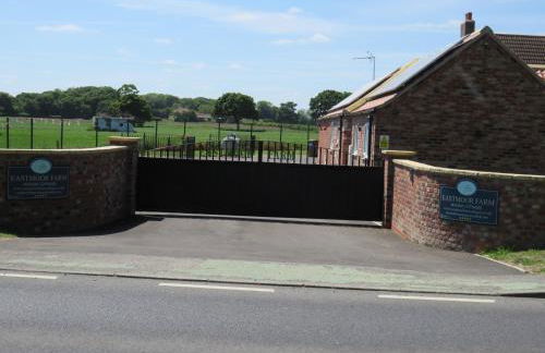 The Stables At Eastmoor Farm Large Luxury 2 Bed Cottage with Big Family Bedroom Dog Friendly Secure Gardens and Free Parking Free WiFi - Foto 22