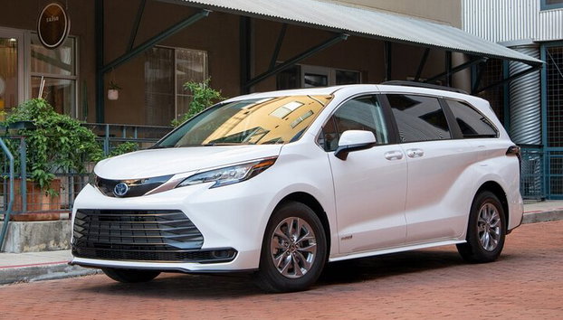 Traslado privado desde el aeropuerto de Sharjah (SHJ) al puerto de Khor Fakkan - Foto 2