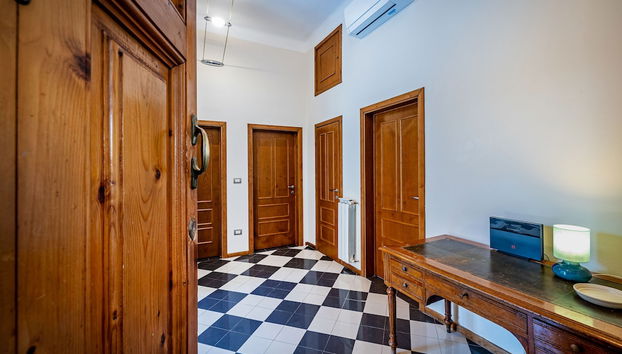 YiD elegant near tramvia - Foto 2, Entrada interior