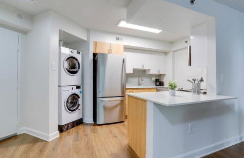 Spacious and Minimalist Apartment w Awesome Facilities - Foto 11