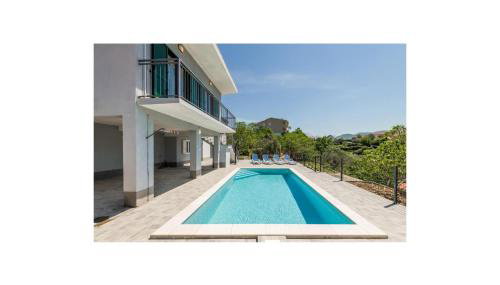 Beautiful Apartment In Omis - Foto 3