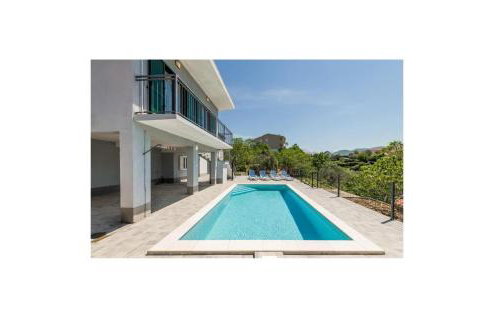 Beautiful Apartment In Omis - Photo 3