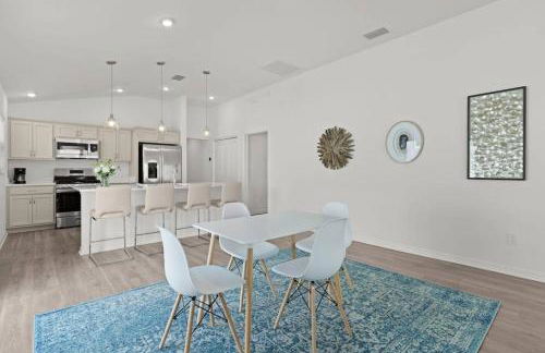 Newly built 3 bedroom with Golf Cart - Foto 40