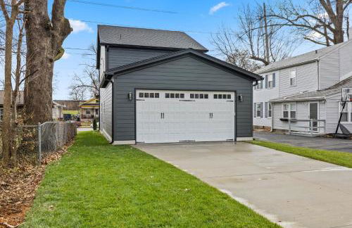 Sunny & modern Derby house - Foto 26