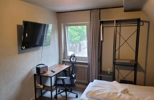 XZLLENZ Küche Bad S-Bahn Parken Smart-TV Wellbeing - Foto 33