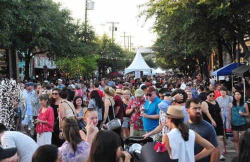 New Swanky Rustic Modern 5 STAR Home near Downtown - Foto 52