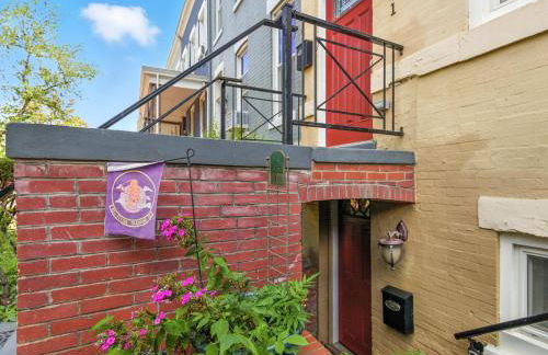 Cozy 2BR Flat - Walk to METRO Union Market - Foto 3