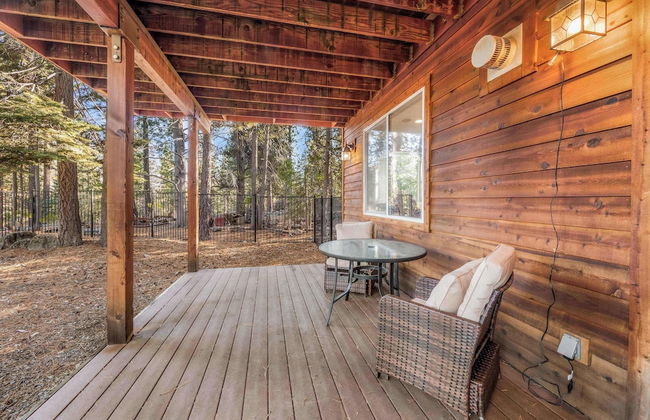 Fully Remodeled Tahoe Retreat with Game Room and Hot Tub - Foto 57